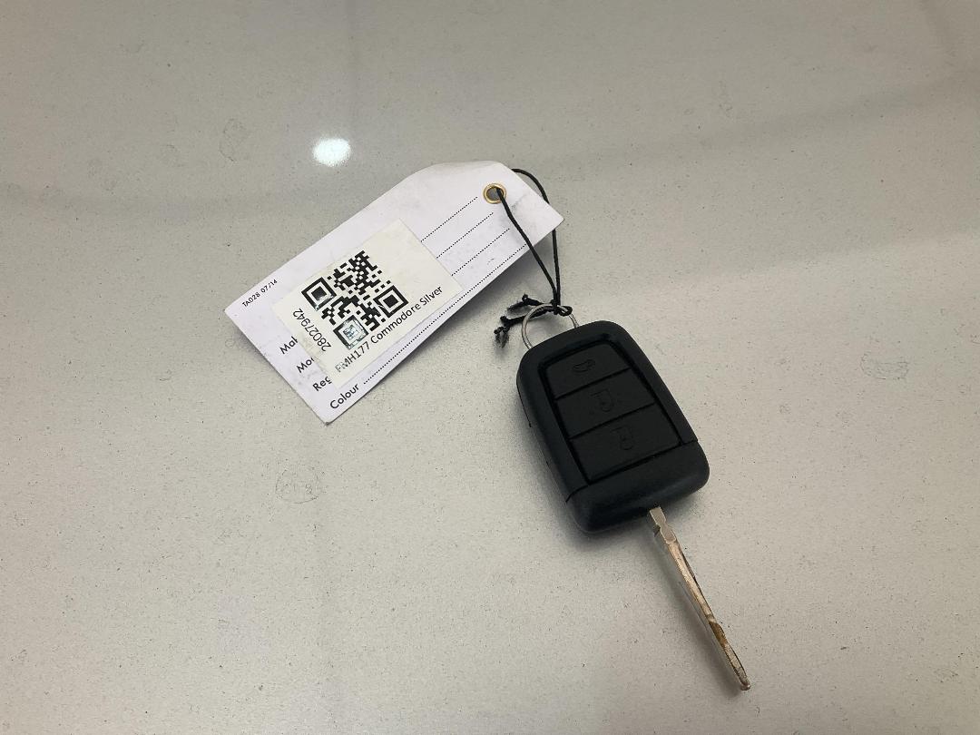 Photo '13' of Holden Commodore Sportwgn SV6