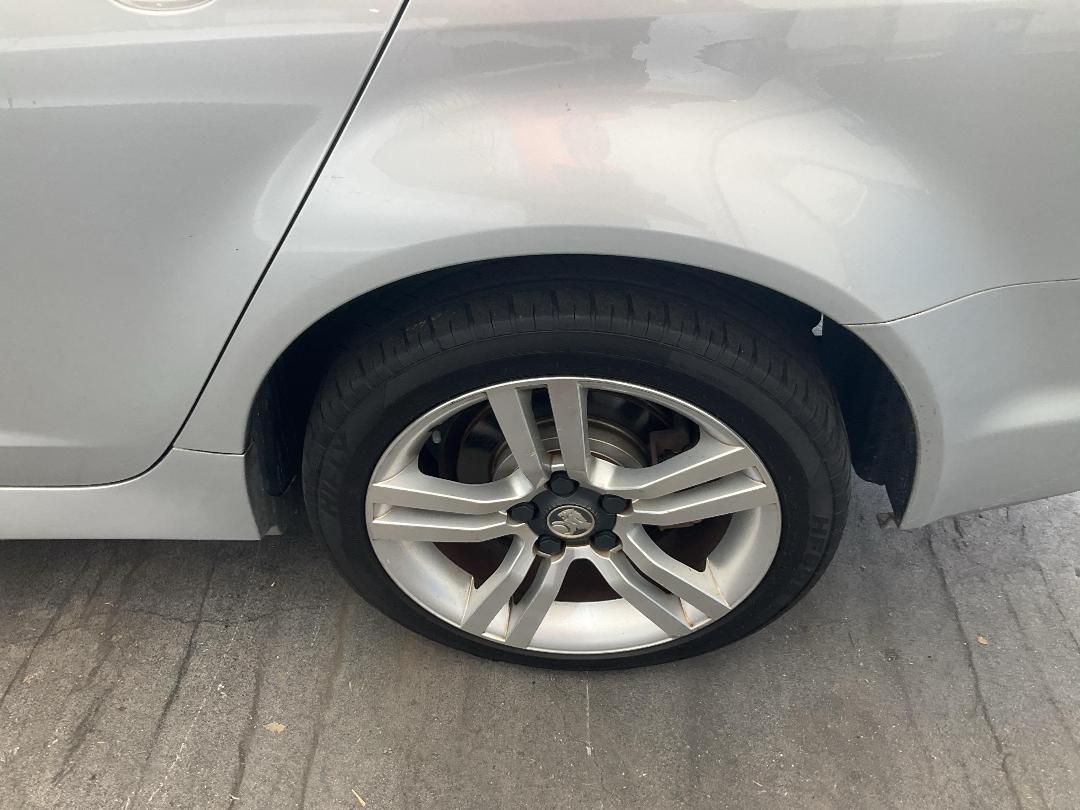 Photo '19' of Holden Commodore Sportwgn SV6