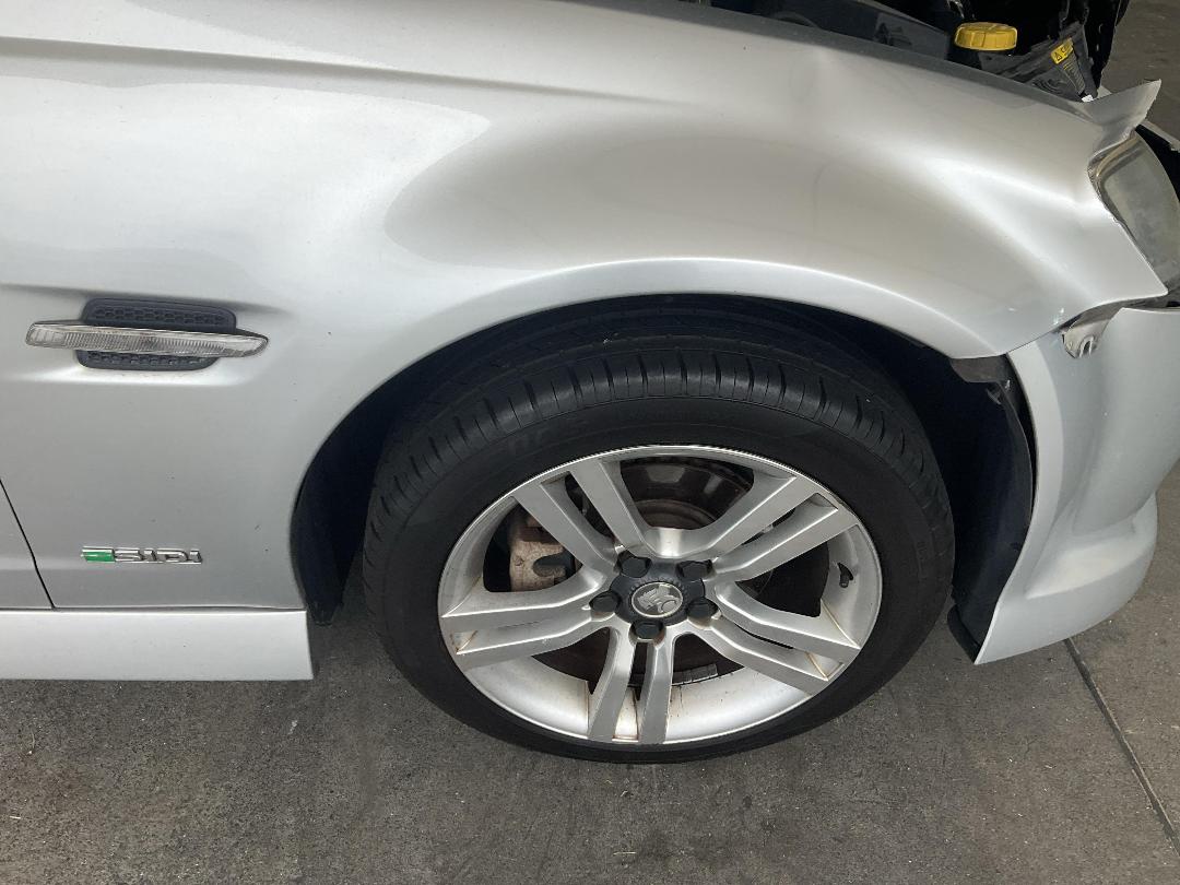 Photo '21' of Holden Commodore Sportwgn SV6