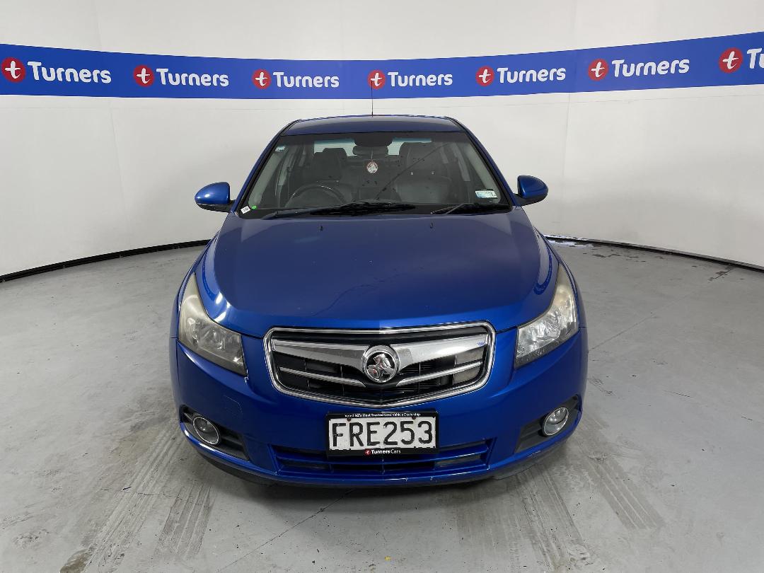 Photo '2' of Holden Cruze