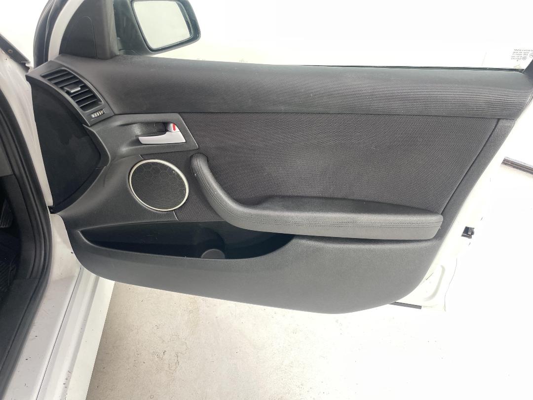 Photo '15' of Holden UTE Photo '15' of Holden UTE