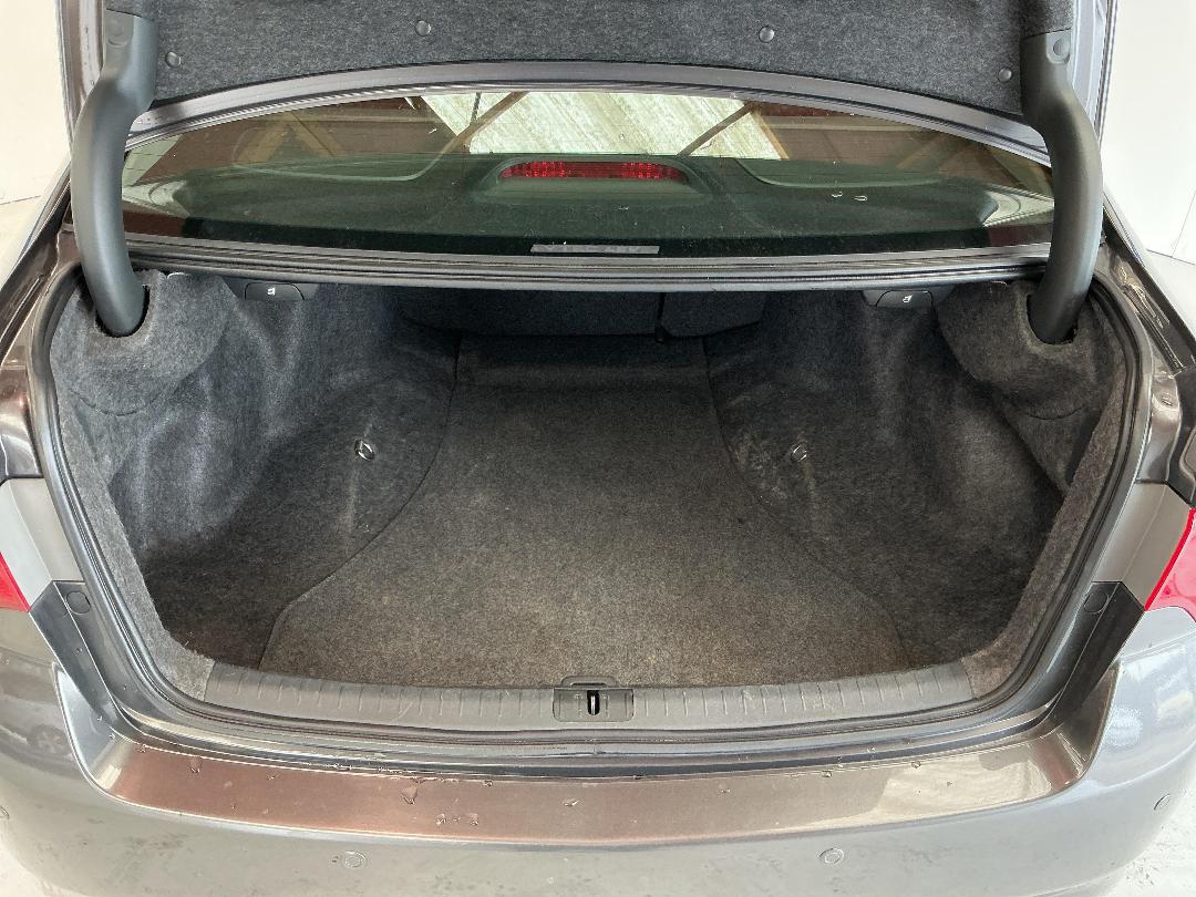 Photo '14' of Honda Accord