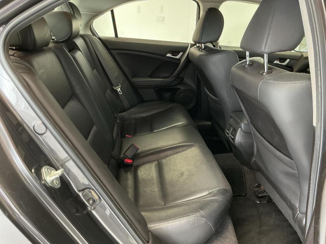 Photo '20' of Honda Accord