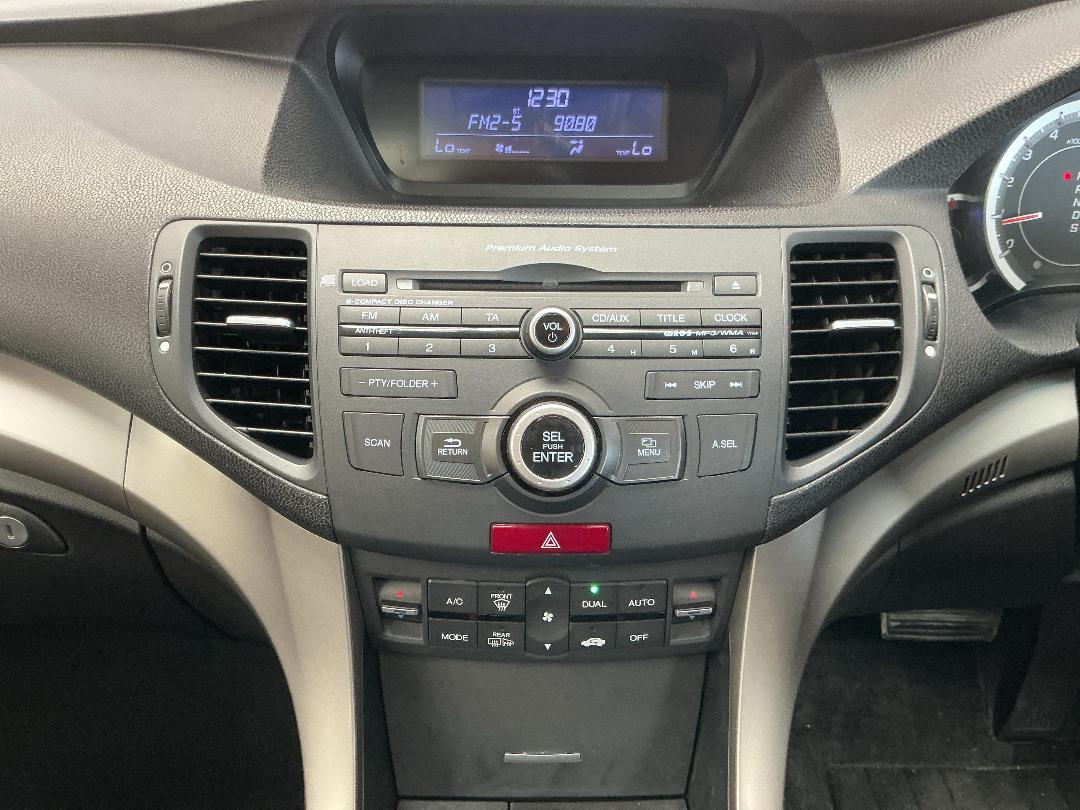 Photo '18' of Honda Accord