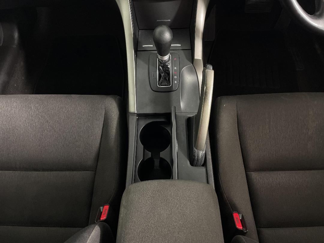 Photo '18' of Honda Accord