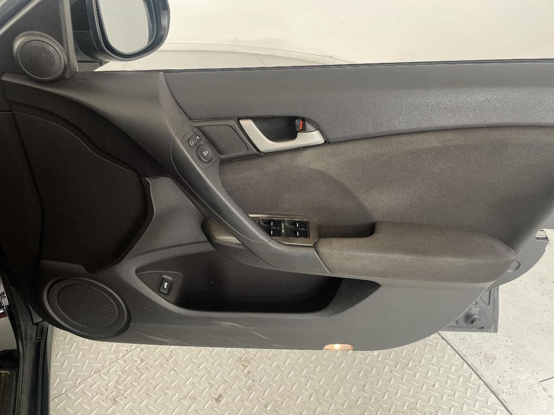 Photo '15' of Honda Accord Photo '15' of Honda Accord