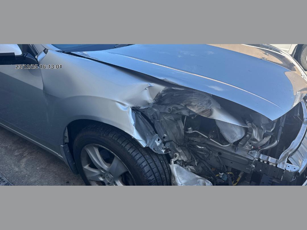 Photo '3' of Honda Accord Euro L