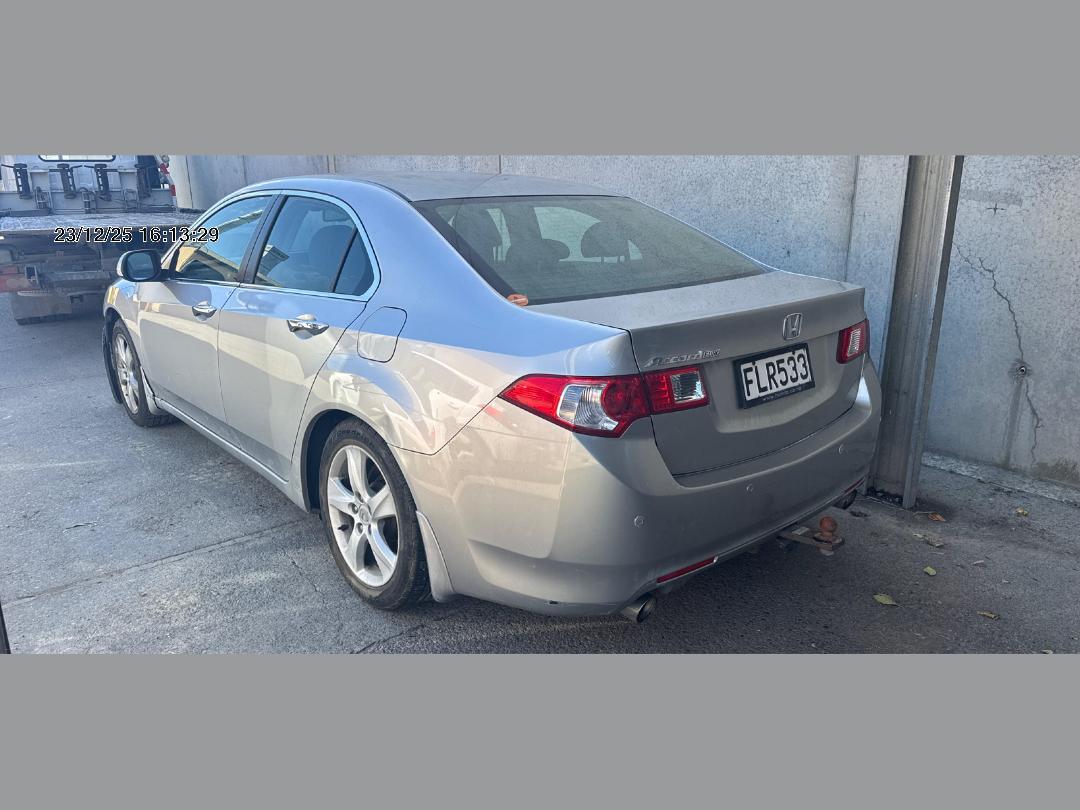 Photo '5' of Honda Accord Euro L