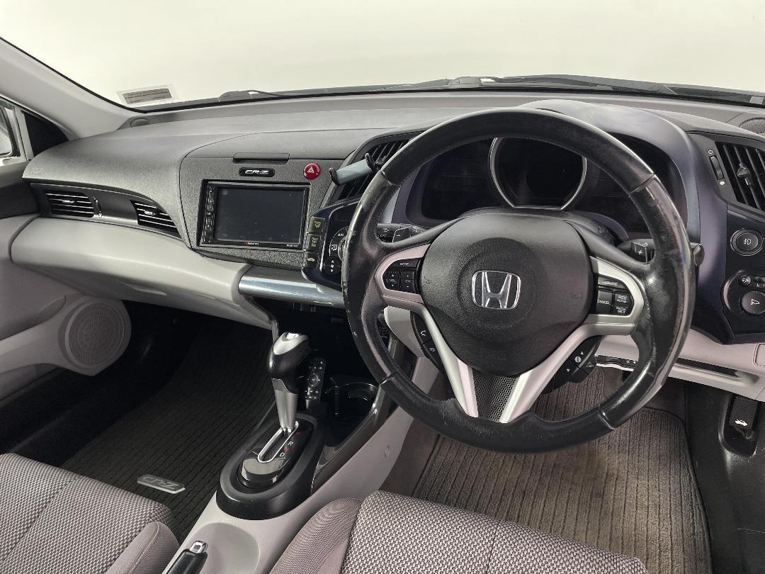 Photo '17' of Honda CR-Z Photo '17' of Honda CR-Z