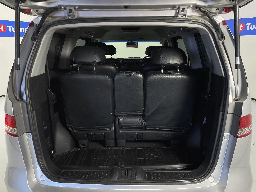 Photo '12' of Honda Elysion