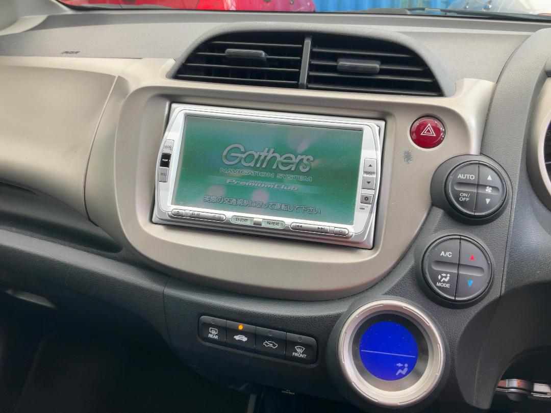 Photo '23' of Honda FIT