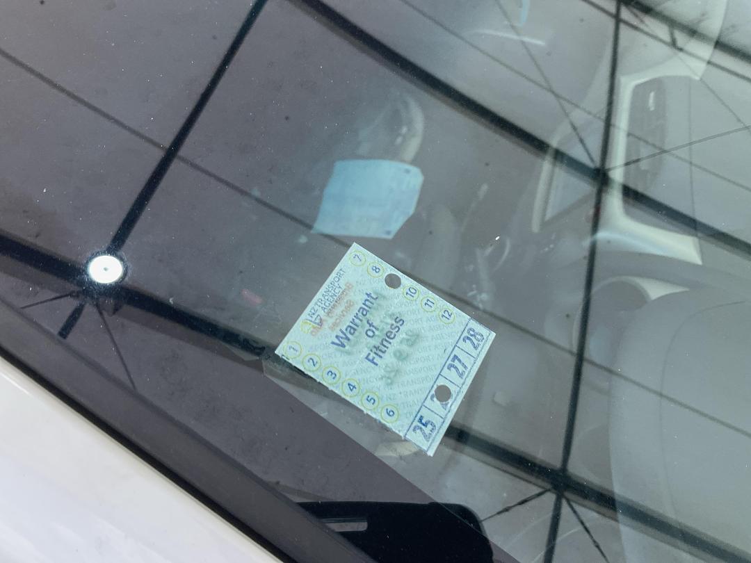 Photo '24' of Honda FIT Photo '24' of Honda FIT