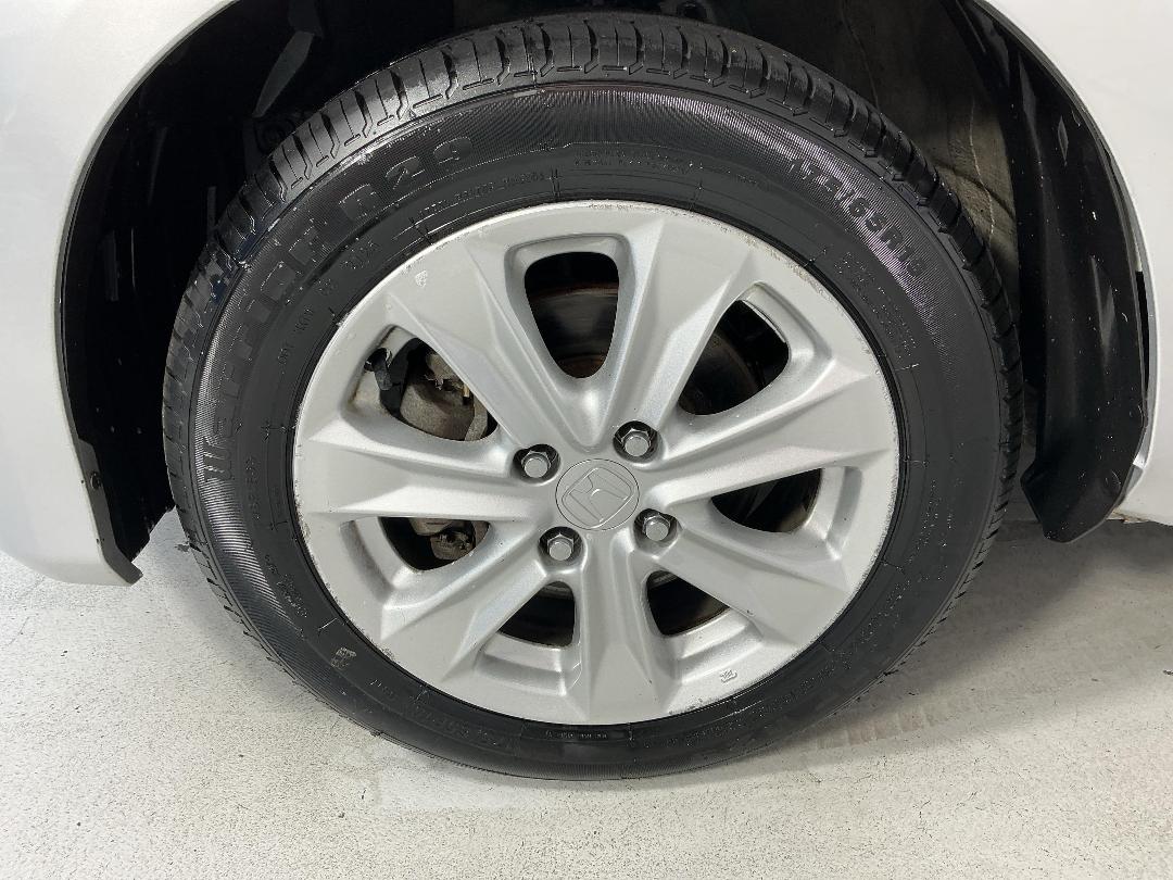 Photo '10' of Honda FIT