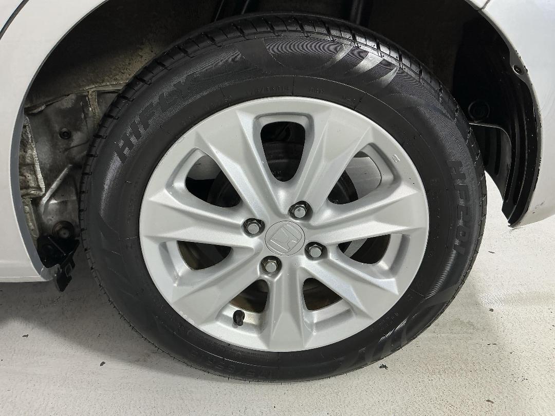 Photo '11' of Honda FIT