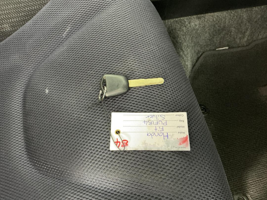 Photo '22' of Honda FIT