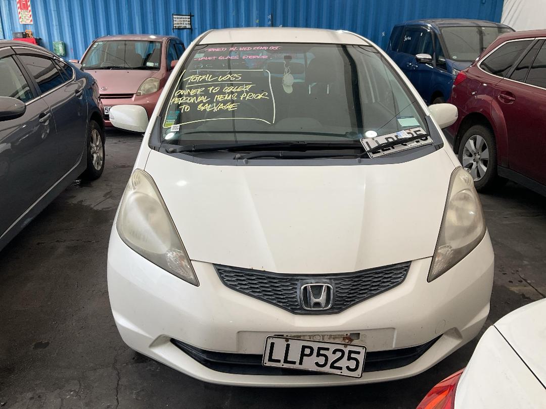 Photo '2' of Honda FIT Photo '2' of Honda FIT