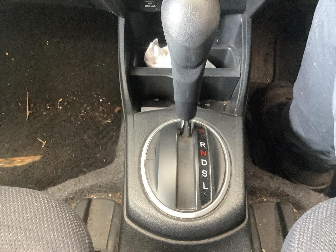 Photo '15' of Honda FIT Hybrid Photo '15' of Honda FIT Hybrid