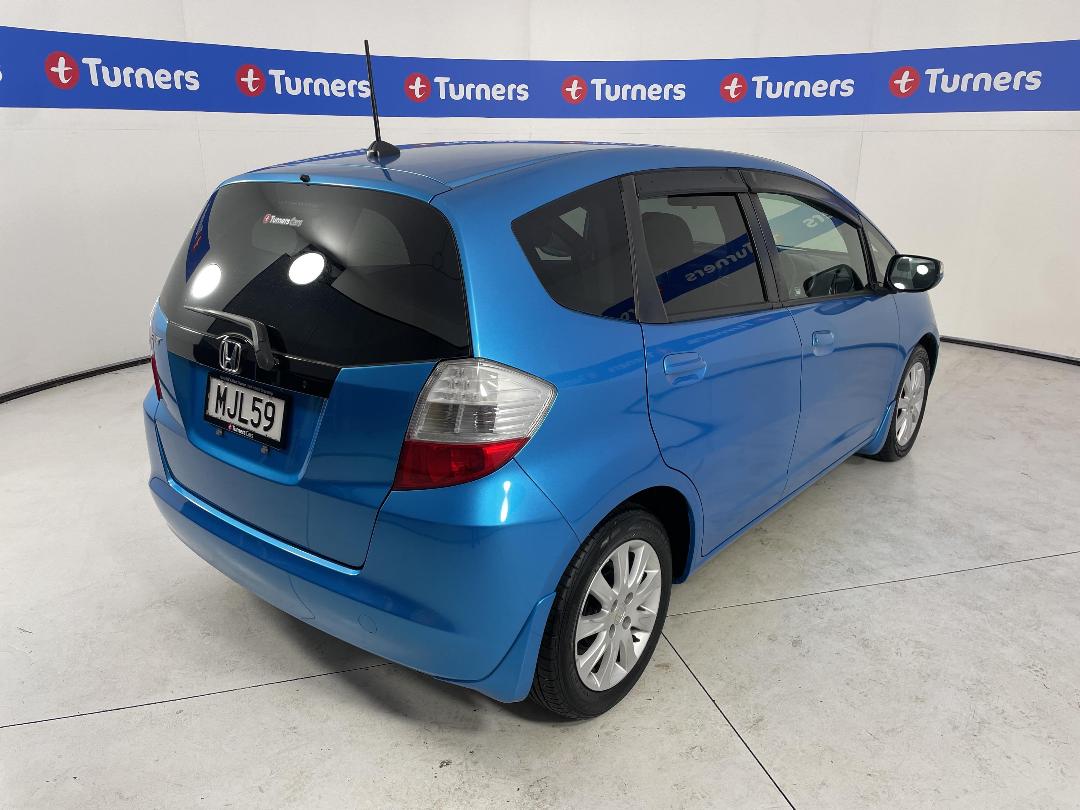 Photo '7' of Honda FIT