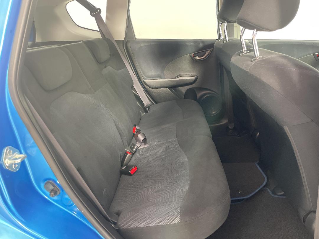 Photo '20' of Honda FIT