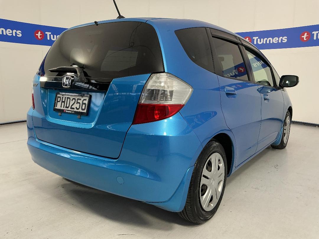 Photo '7' of Honda FIT