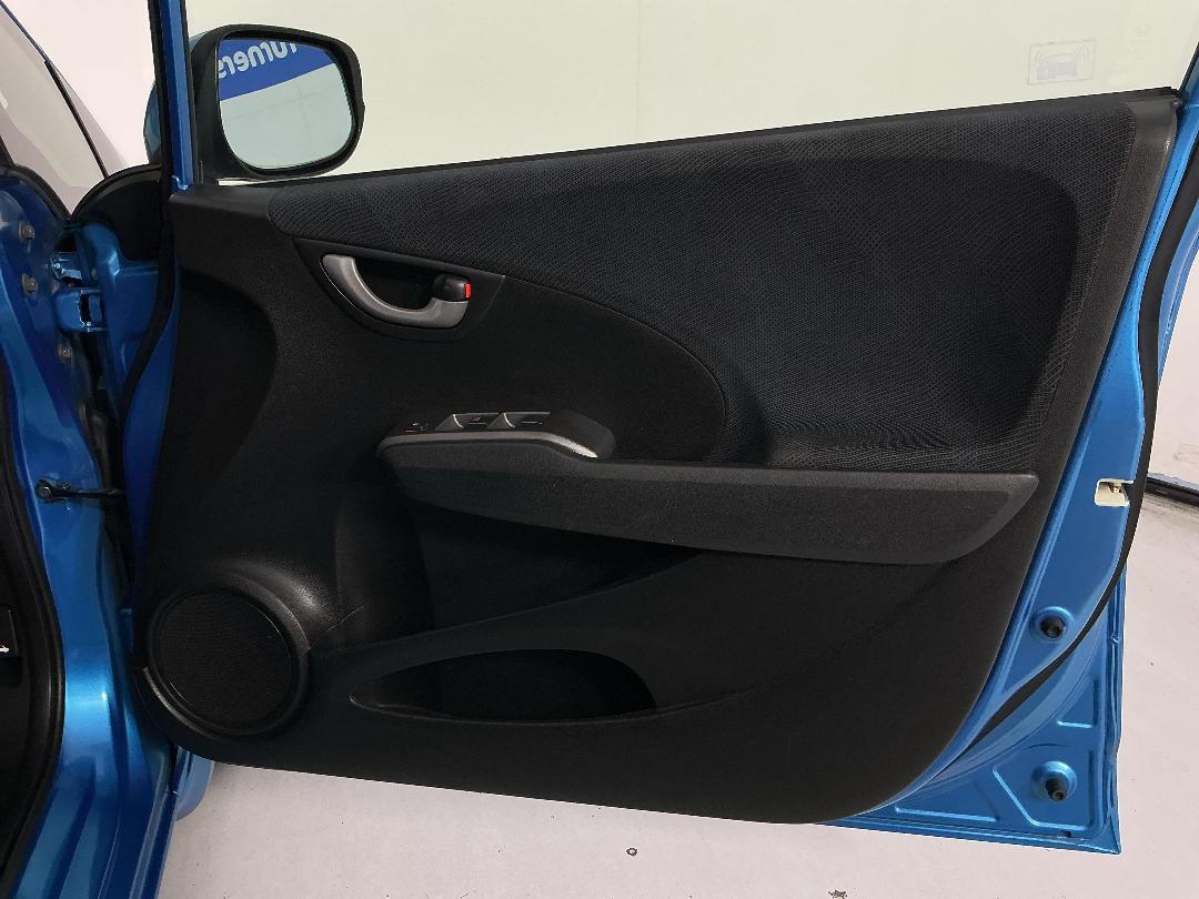 Photo '15' of Honda FIT