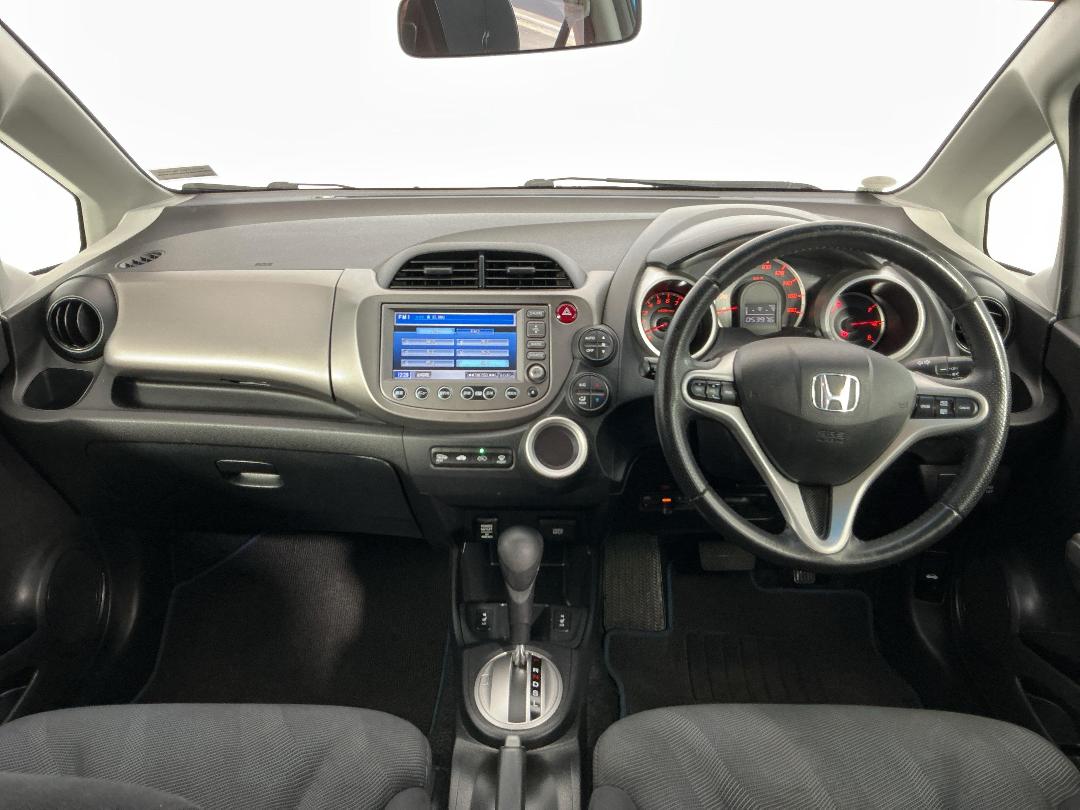 Photo '17' of Honda FIT