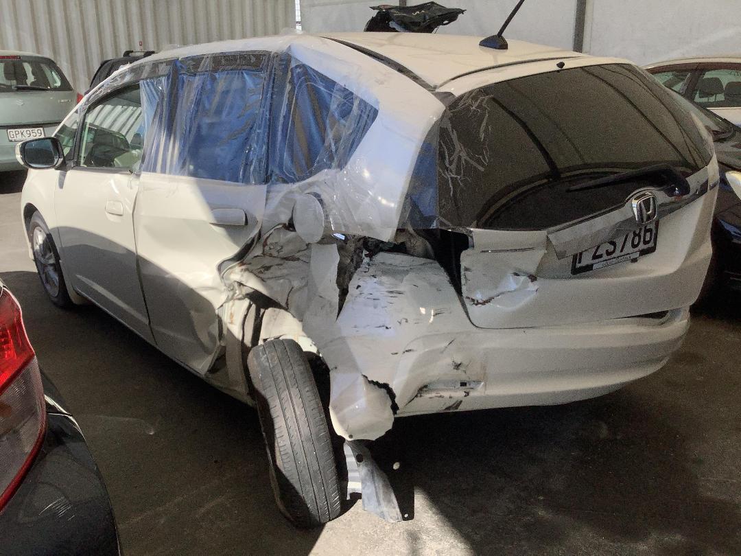 Photo '5' of Honda FIT Photo '5' of Honda FIT