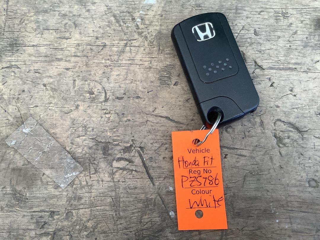 Photo '17' of Honda FIT Photo '17' of Honda FIT