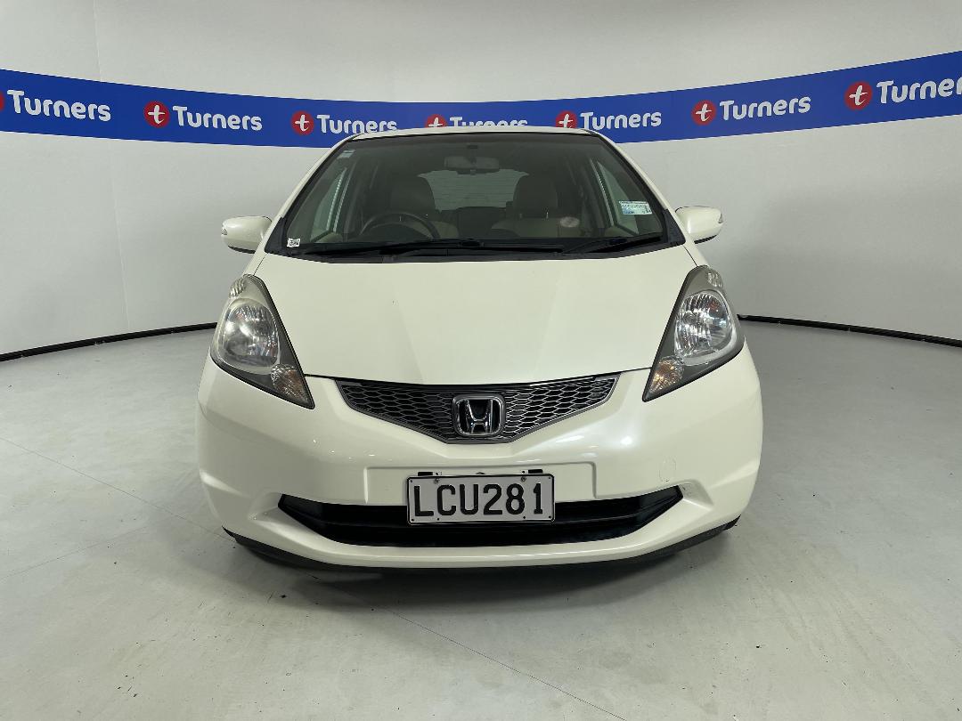 Photo '2' of Honda FIT