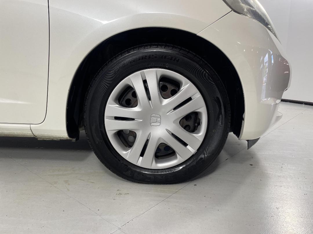 Photo '9' of Honda FIT