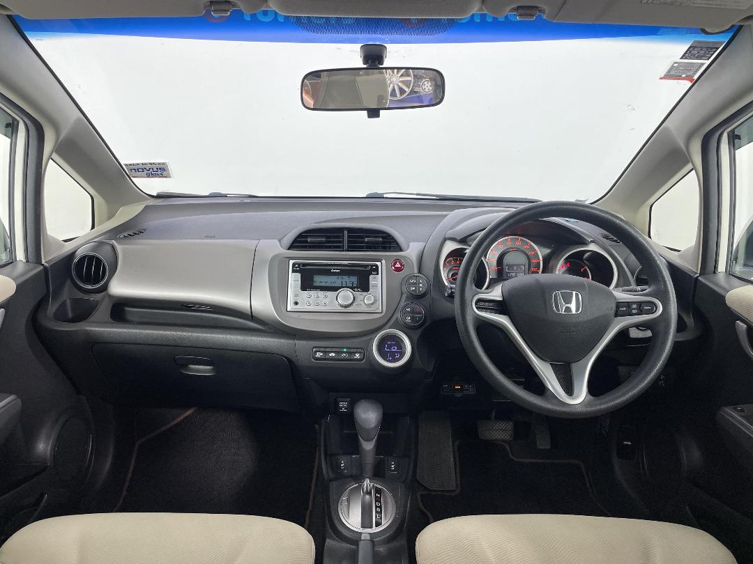 Photo '17' of Honda FIT