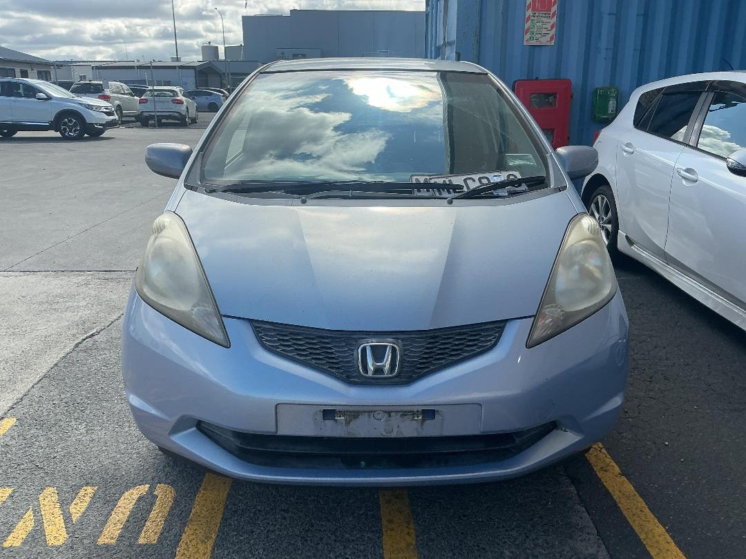 Photo '2' of Honda FIT Photo '2' of Honda FIT