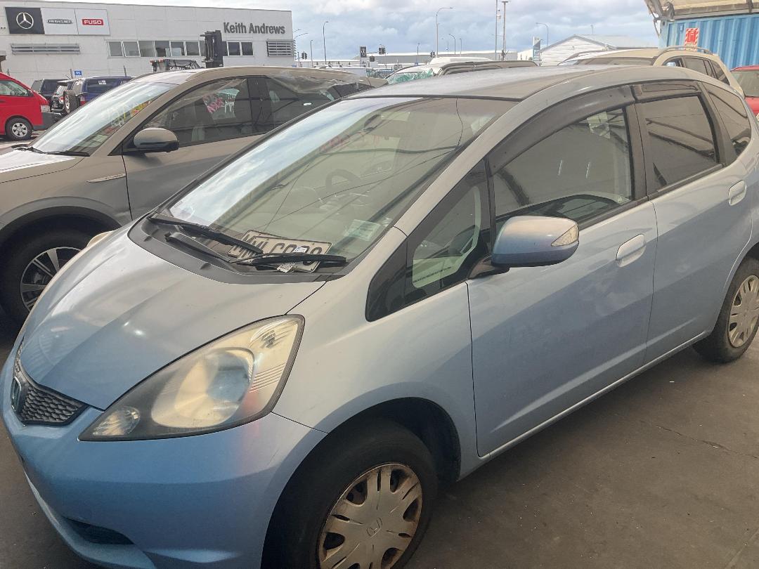 Photo '5' of Honda FIT Photo '5' of Honda FIT