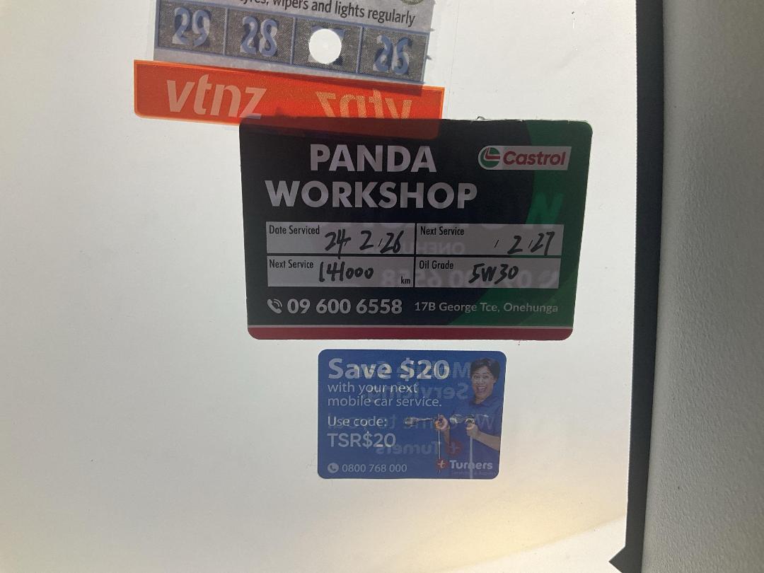 Photo '23' of Honda FIT