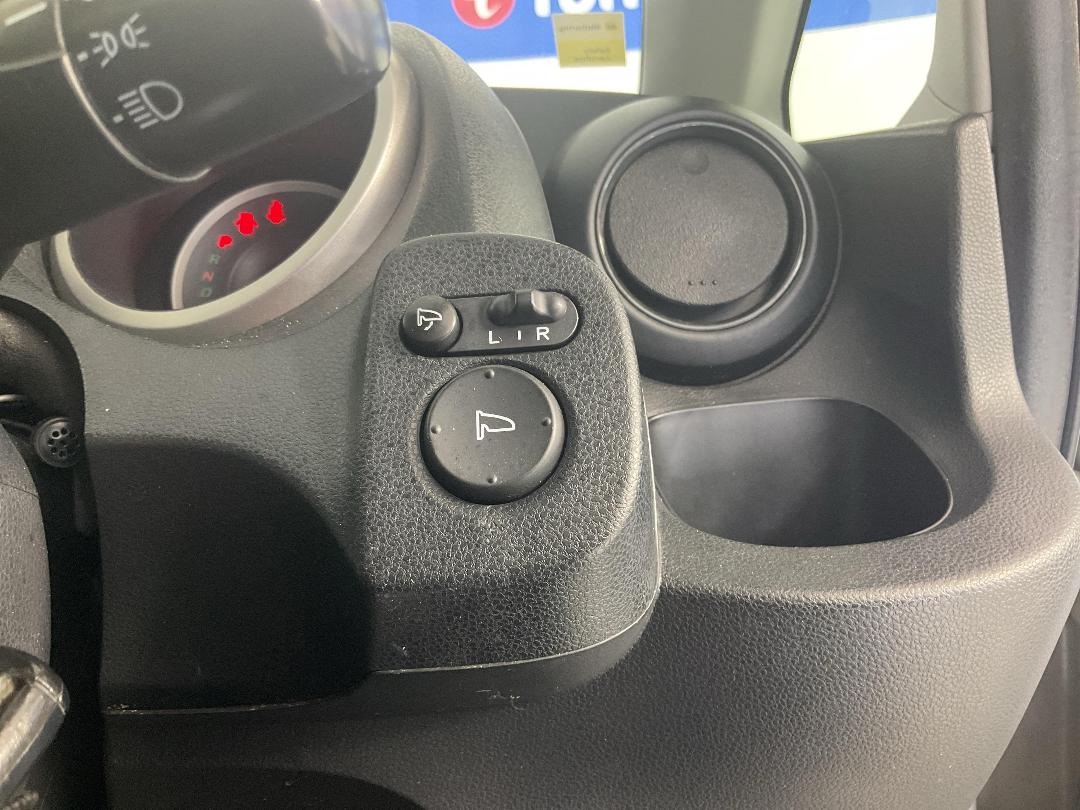 Photo '26' of Honda FIT