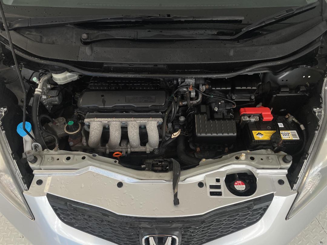 Photo '13' of Honda FIT Photo '13' of Honda FIT