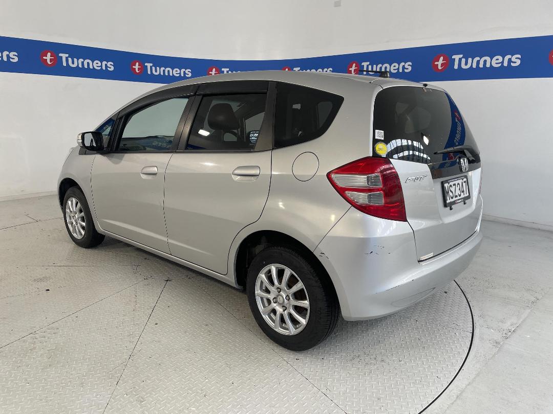 Photo '5' of Honda FIT Photo '5' of Honda FIT