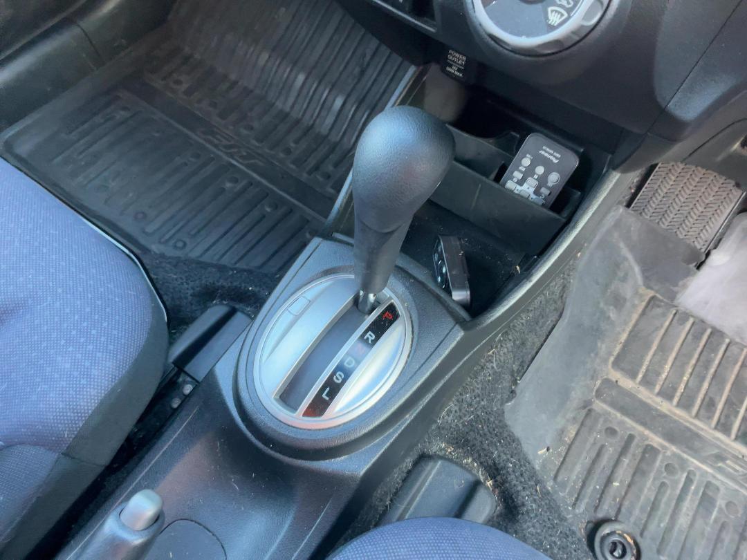 Photo '13' of Honda FIT