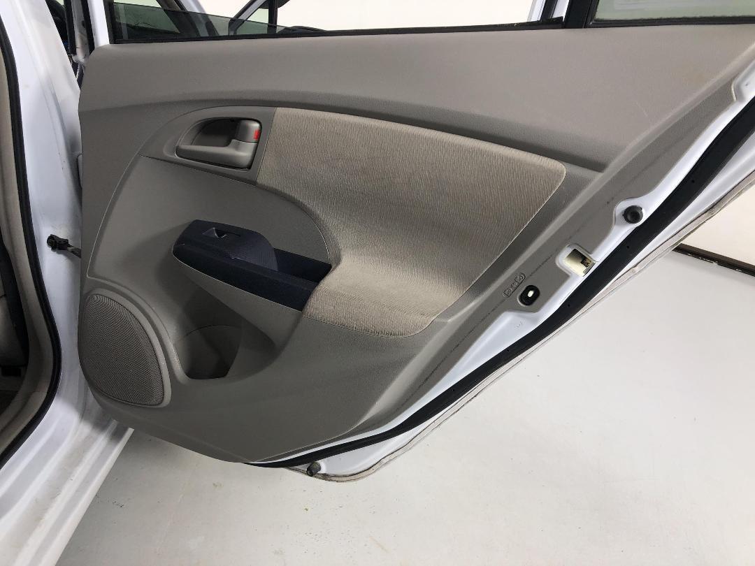 Photo '17' of Honda Insight Photo '17' of Honda Insight