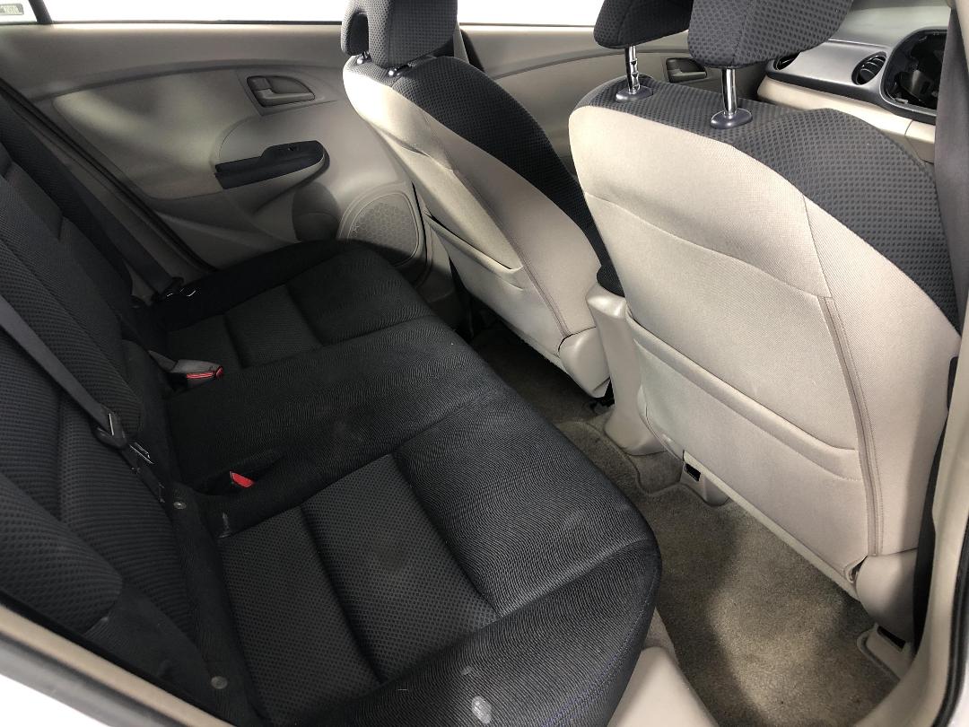 Photo '18' of Honda Insight Photo '18' of Honda Insight