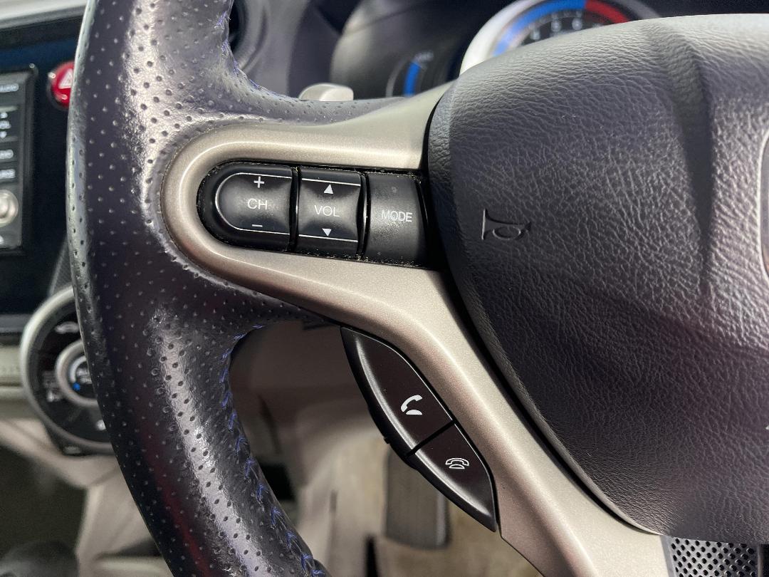 Photo '22' of Honda Insight Hybrid