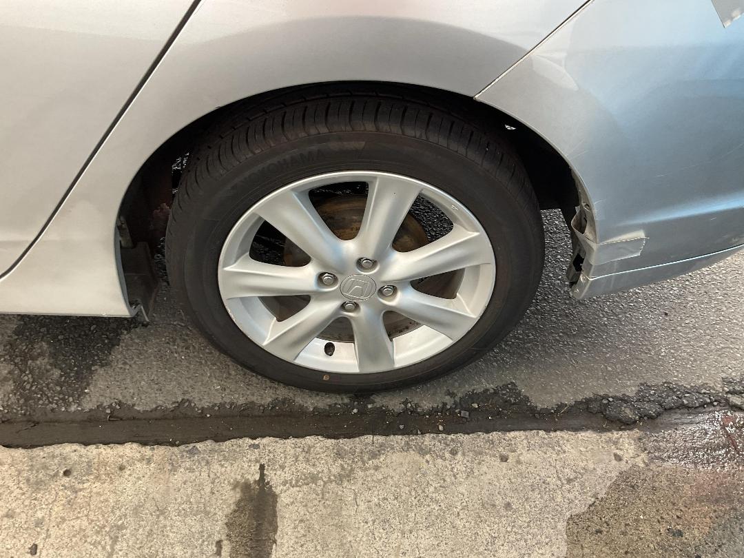 Photo '7' of Honda Insight Photo '7' of Honda Insight