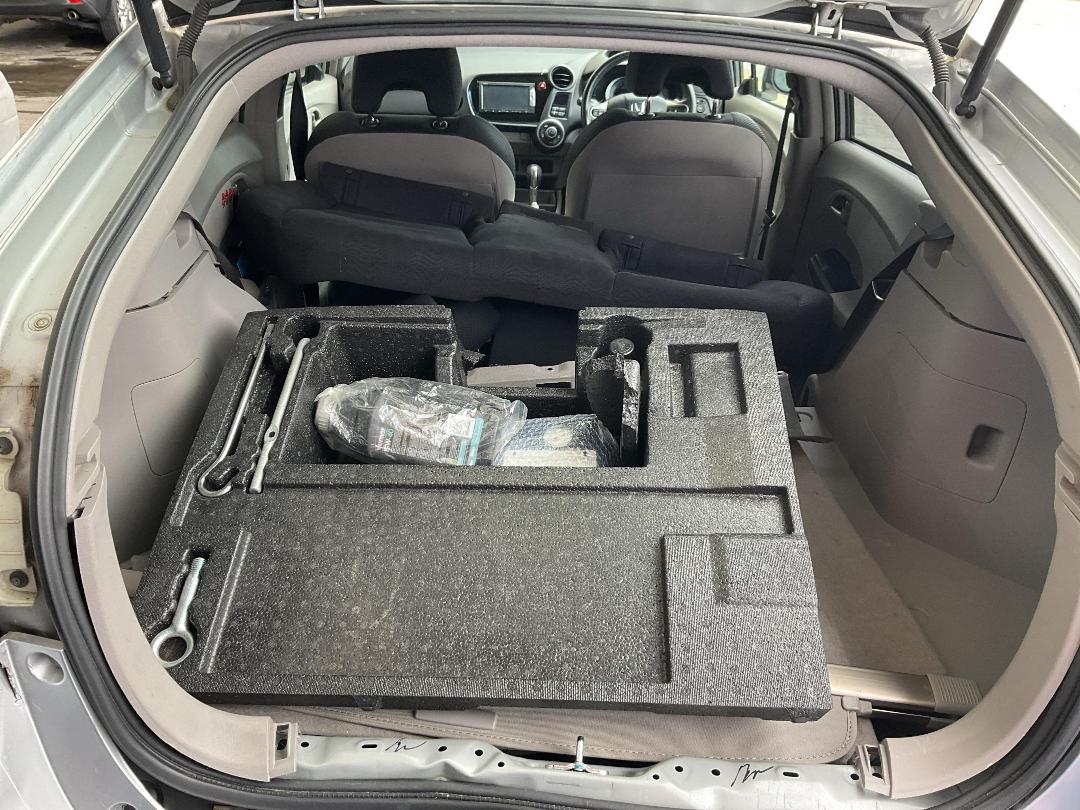 Photo '13' of Honda Insight Photo '13' of Honda Insight