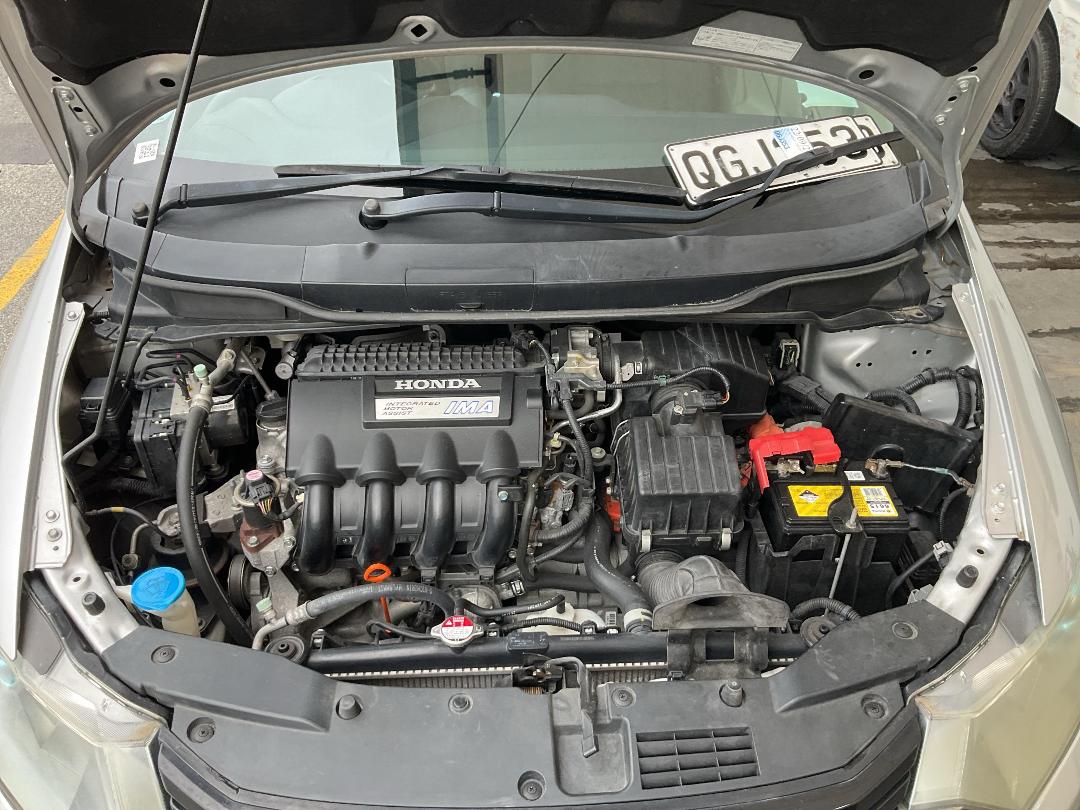 Photo '29' of Honda Insight Photo '29' of Honda Insight