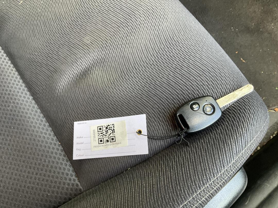 Photo '19' of Honda Insight E