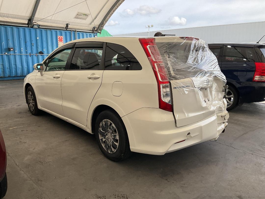 Photo '10' of Honda Stream Photo '10' of Honda Stream