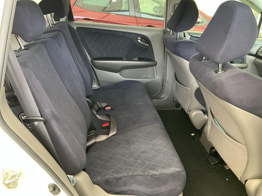 Photo '16' of Honda Stream Photo '16' of Honda Stream