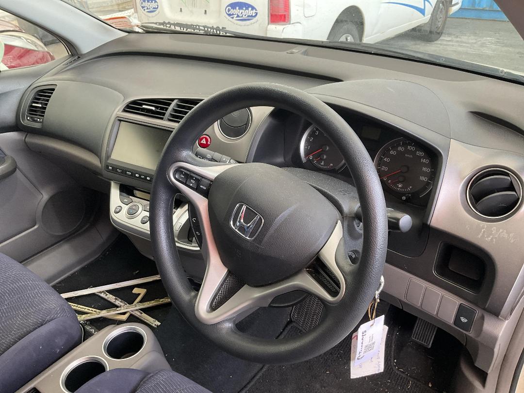 Photo '18' of Honda Stream Photo '18' of Honda Stream