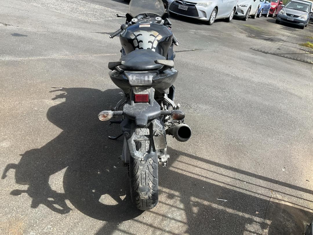 Photo '5' of Hyosung GT 250RN Photo '5' of Hyosung GT 250RN