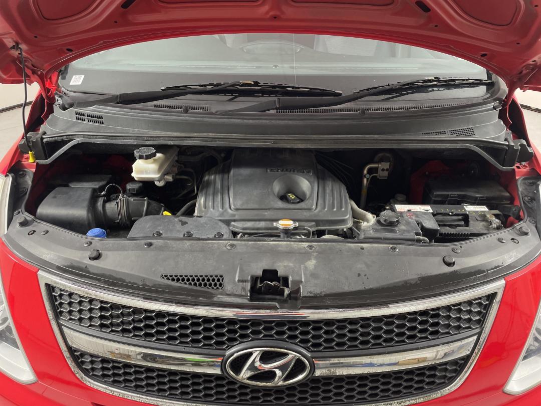 Photo '13' of Hyundai H1 Photo '13' of Hyundai H1